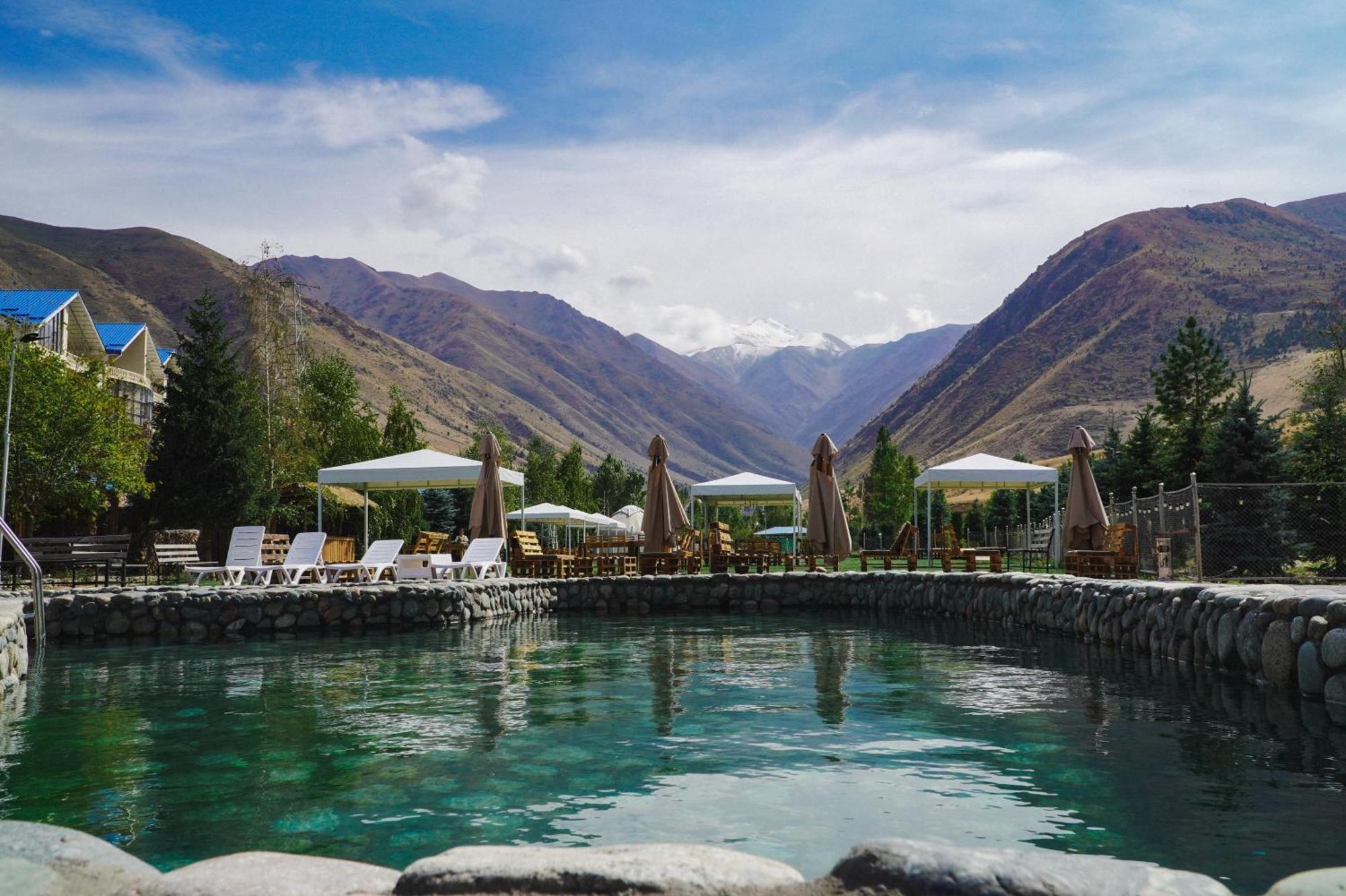 Mountain View Hot Spring Resort Kara-Bulak ภายนอก รูปภาพ